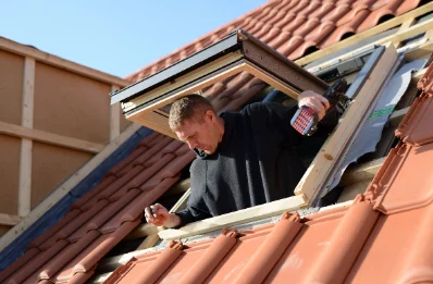 Pose de fenêtres de toit Velux à Étrepy